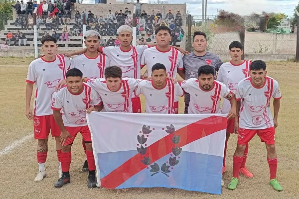 Fútbol: El club Riojano repudia la violenta agresión a un jugador 