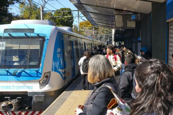 Un hombre murió al ser arrollado por el tren Roca en Barracas