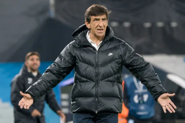 Las explosivas declaraciones de Costas tras ser echado de Racing: “No era lo que habíamos hablado”