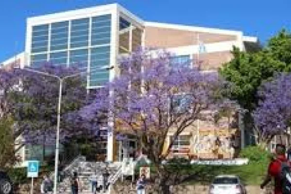 Formación multicultural en la UNLAR