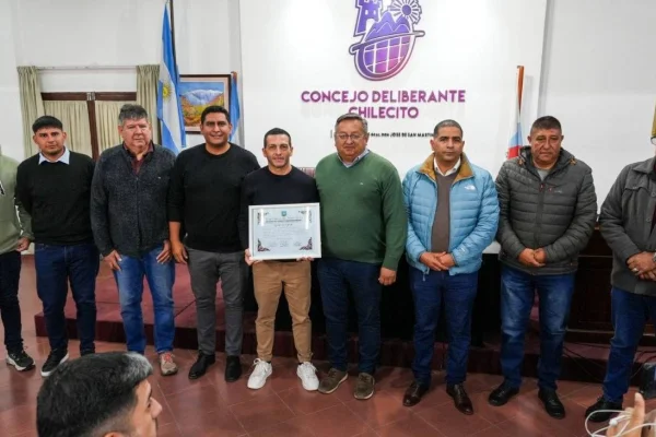El árbitro chileciteño Gabriel Chade fue reconocido en el CD