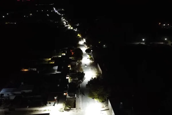Anjullón: concretan obra de renovación lumínica