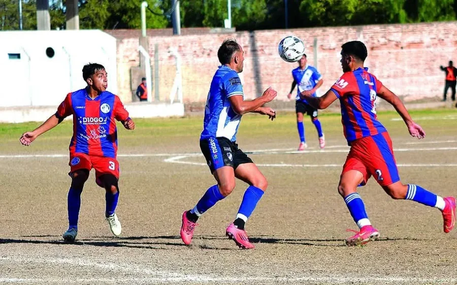 San Francisco llega al cl&aacute;sico como uno de los protagonistas del f&uacute;tbol capitalino. El lunes volver&aacute; a verse las caras con su hist&oacute;rico rival.