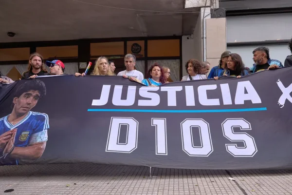 Causa Maradona: declararán el exdirector de la Clínica Olivos y un neurocirujano