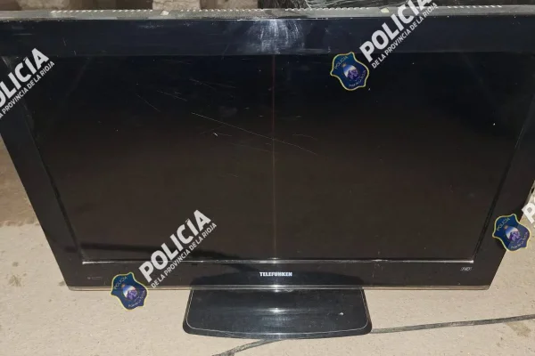 Vecinos evitaron un robo y hubo intervención policial y médica