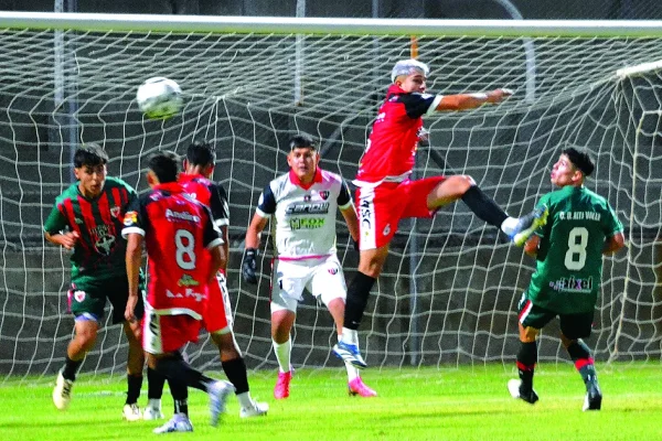 Confirmaron las revanchas de las semifinales en Vargas