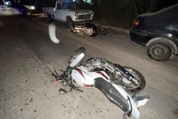Dos mujeres sufrieron fracturas tras fuerte siniestro vial