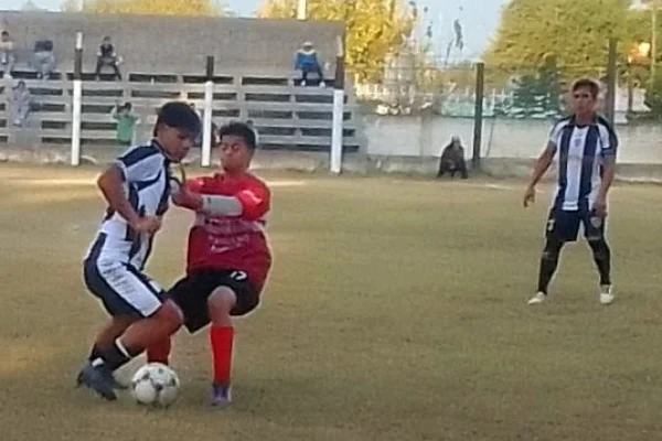 San Vicente venció a San Román y sigue subiendo en la tabla del Campeonato