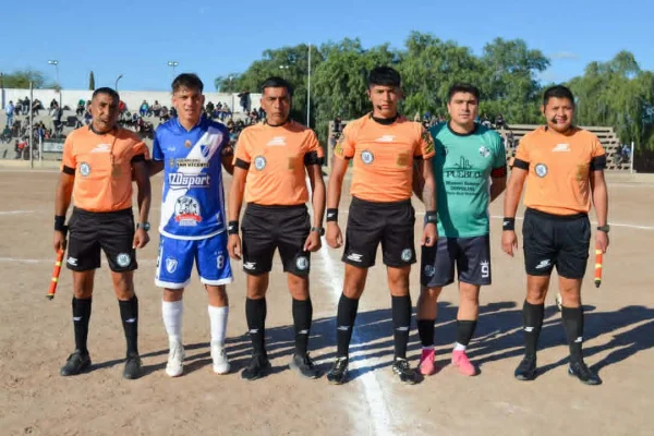 San Francisco y Ferroviario definen al otro finalista en el Torneo Provincial