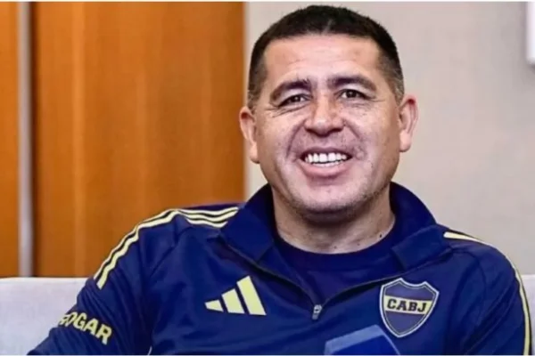 Juan Román Riquelme quiere a un DT mundialista para reemplazar a Claudio Úbeda en el banco de Boca