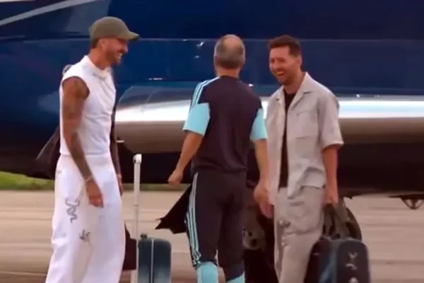 Messi afronta su sexto Mundial: llegó a Kansas y se suma a la delegación