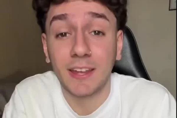 El influencer que viralizó a Tim Payne viajará a Estados Unidos a conocer al futbolista tras el amistoso de Nueva Zelanda con Haití