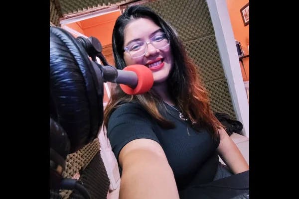 Anouk Zárate: “Ejercer el periodismo hoy es un desafío constante”