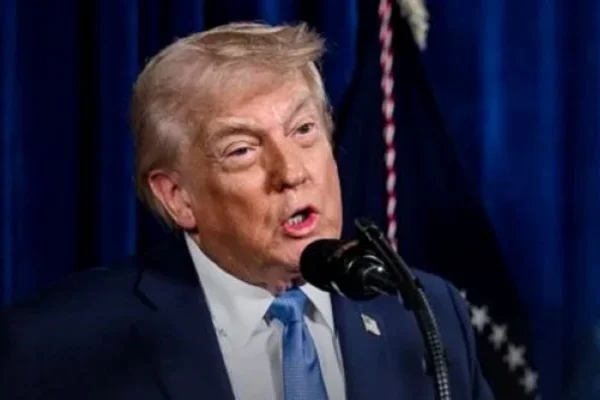 Trump dice que podría reunirse en “algún momento” con el líder supremo iraní