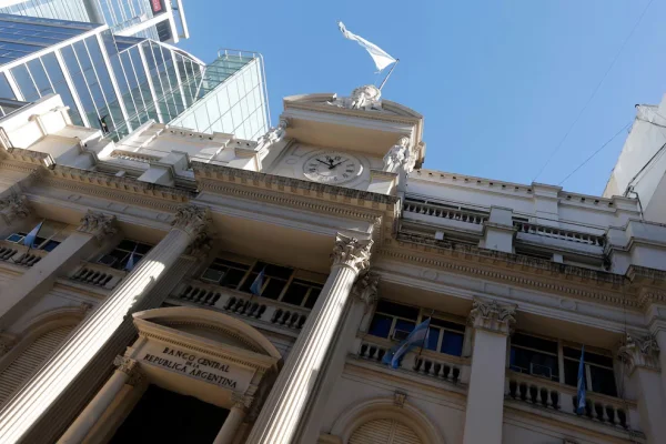 El Banco Central alcanzó la meta anual de compra de dólares tras sumar más de USD 10.000 millones en 2026