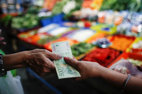 Las consultoras que releva el BCRA proyectaron una inflación de 2,3% en mayo: qué esperan para este mes