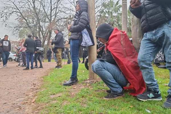 Fanáticos lloran al Indio Solari en Parque Leloir