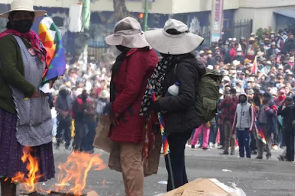 Seis policías heridos, uno de gravedad, tras nuevos disturbios en Bolivia