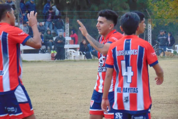 Fútbol de Chilecito: Los Andes festejó en Malligasta y prolongó su racha