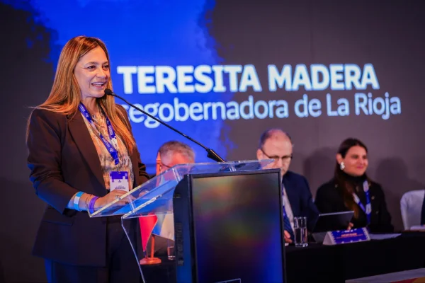 Teresita Madera participó en ATACALAR y destacó la integración binacional