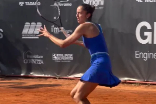 Jazmín Ortenzi batalló y no pudo con la española Quevedo