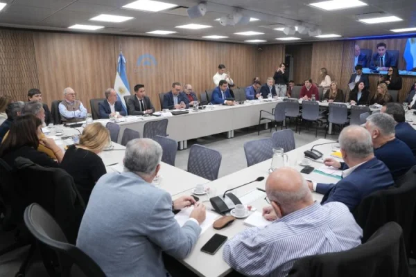 La Rioja reclamó una millonaria deuda por obras públicas