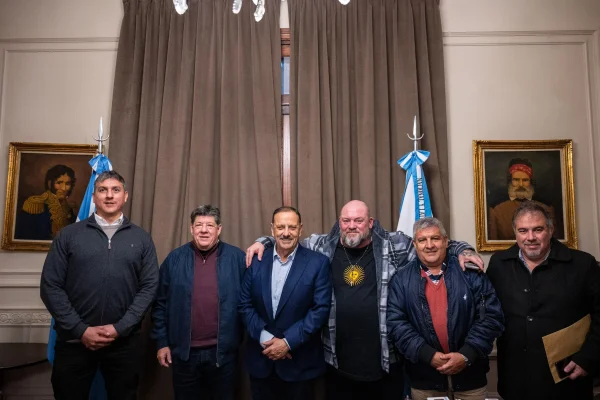 Quintela recibió a la CGT y respaldaron la vuelta de los Chachos