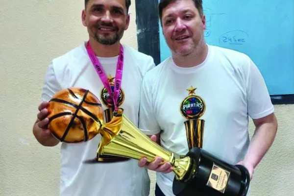 Básquetbol:  Pablo Pereyro, campeón de la Liga Ecuatoriana Femenina