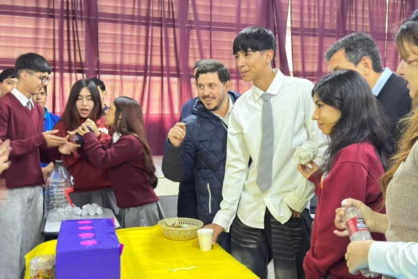 Estudiantes del Colegio N° 2 realizaron su Jura Ambiental