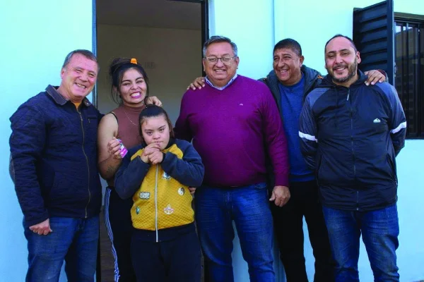 El Municipio avanza con entrega de viviendas y asistencia social
