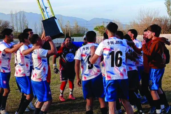 Fútbol de Guandacol: 9 de Julio se quedó con la Copa de Campeones