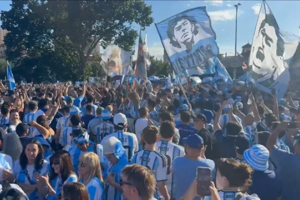 Miles de argentinos coparon Kansas City en la previa del debut de la Selección ante Argelia