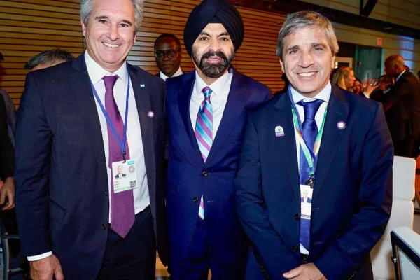 El Banco Mundial aprobó un paquete de financiamiento por US$ 2.000 millones para Argentina