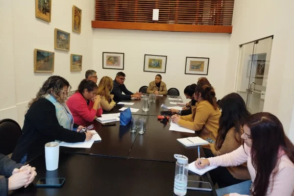 Impulsan la técnica del adobe en la construcción