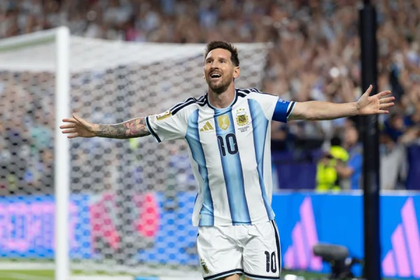 Con el triplete a Argelia, Messi es el máximo goleador histórico de la Copa del Mundo