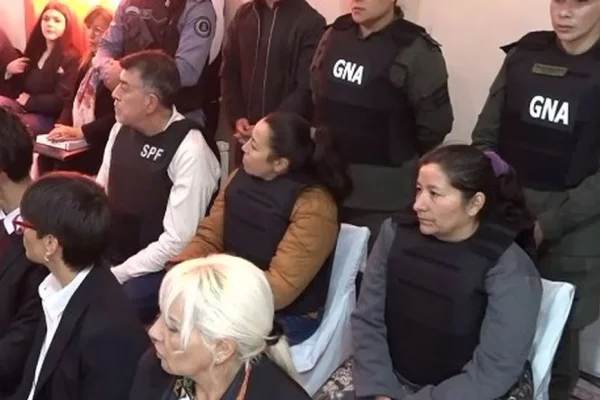 Empezó el juicio por la desaparición de Loan: un acusado apareció por Zoom