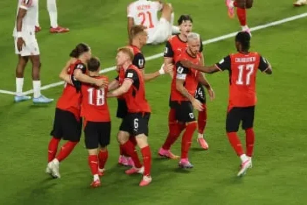 Austria  venció a Jordania y  manda en el grupo junto a Argentina