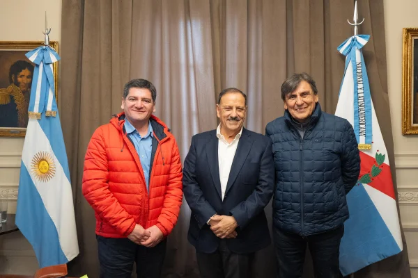 Quintela y autoridades de Felipe Varela analizaron plan de obras, minería y limites con San Juan