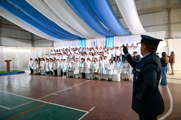 Más de 6.000 estudiantes realizarán la Promesa de Lealtad a la Bandera