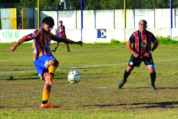 Defensores de la Boca goleó a San Martín