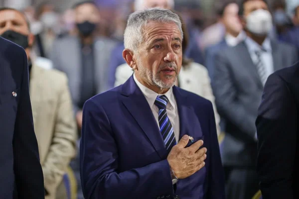 Armando Molina llamó a la unidad de los argentinos y respaldó la continuidad de los Chachos