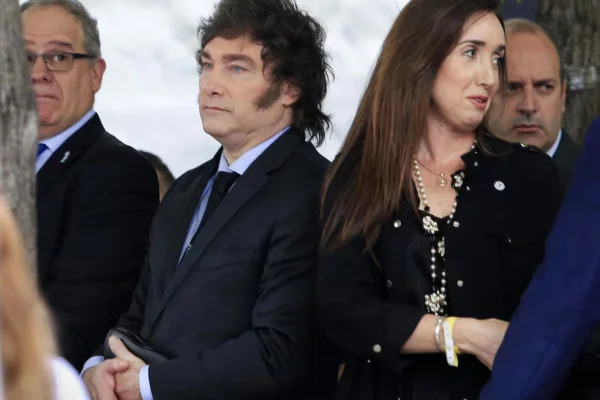 En Rosario, Villarruel cargó contra el Gobierno y habló sobre Adorni: “No hay nadie más peleado con los valores de Belgrano que él