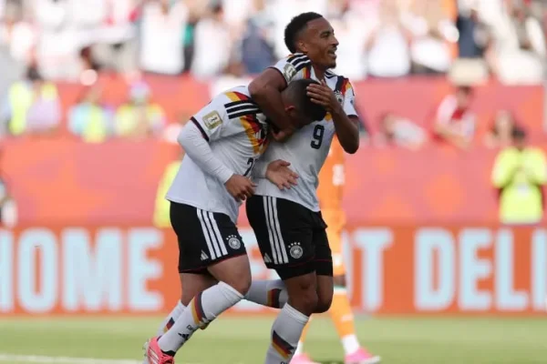 Alemania se lo dio vuelta a Costa de Marfil en el final y clasificó a los 16avos