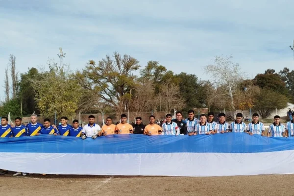 Fútbol de Chilecito: Joaquín goleó a Defensores y se acerca a la cima