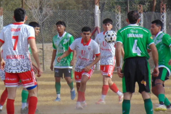 Fútbol de Chilecito: El clásico parcelero quedó sin dueño