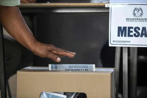 Elecciones en Colombia: Abelardo de la Espriella e Iván Cepeda se enfrentan en el balotaje