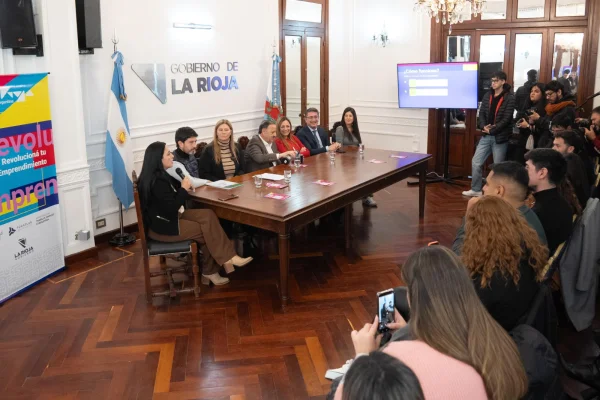 Lanzaron una nueva edición de “Revolucioná tu Emprendimiento” con créditos para profesionales y trabajadores de oficios