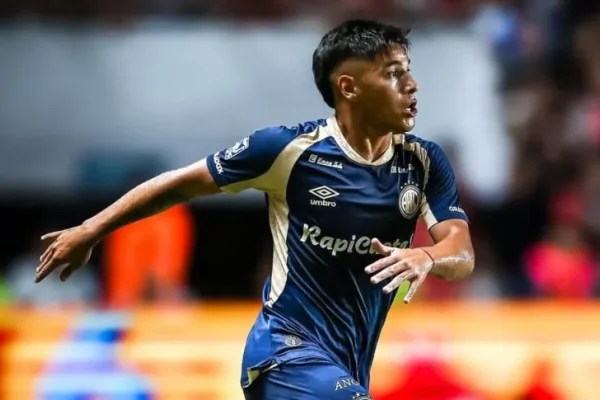 Boca ya cuenta con su primer refuerzo: Lozano firmó y tuvo su primer entrenamiento