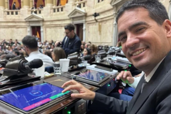 Ravier se presenta en sociedad este viernes como nuevo vocero
