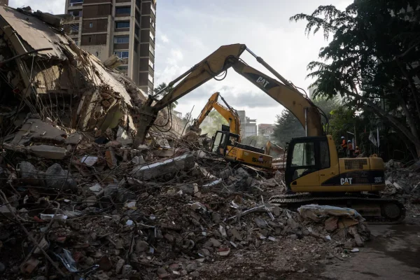 Venezuela elevó a 920 la cifra de muertos y 3.360 los heridos por el doble terremoto